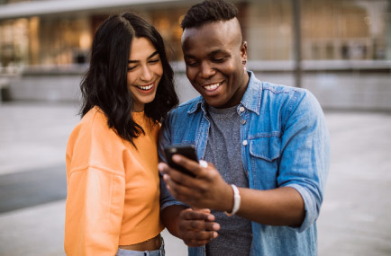 couple using smartphone